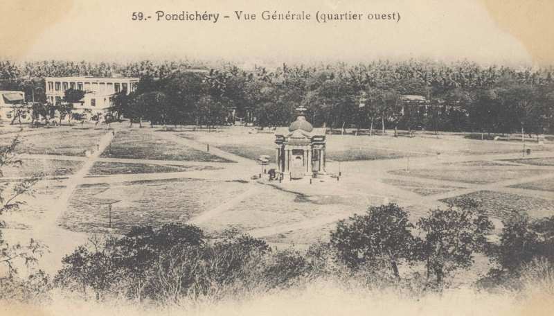 02-12 - Pondichery - place gouvernement - ouest - 1